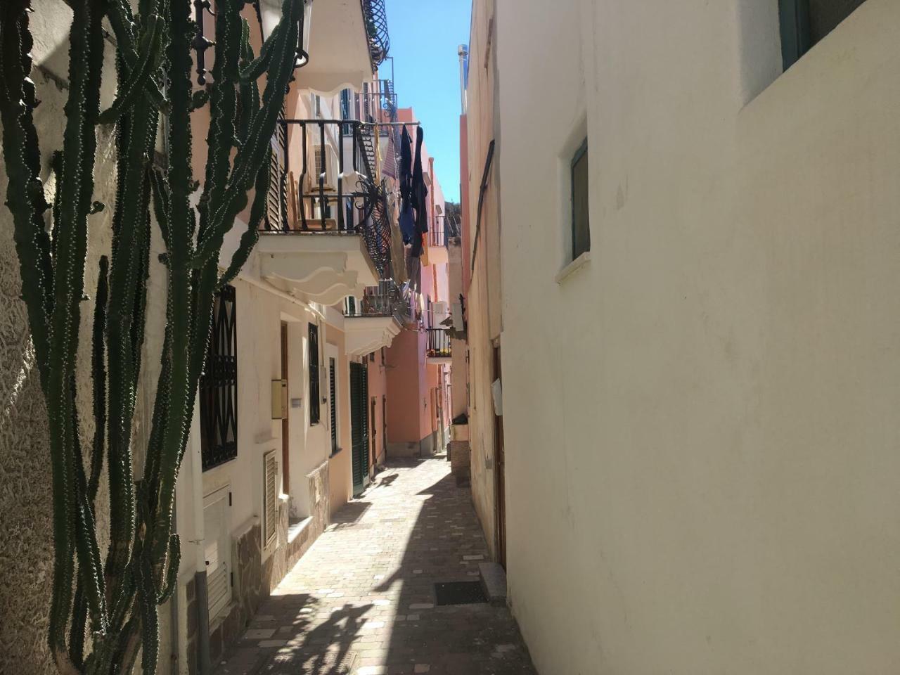 B&B Il Castello Λίπαρι Εξωτερικό φωτογραφία